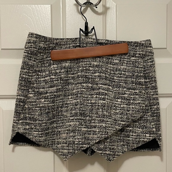 Design Lab knit skort - Picture 2 of 3